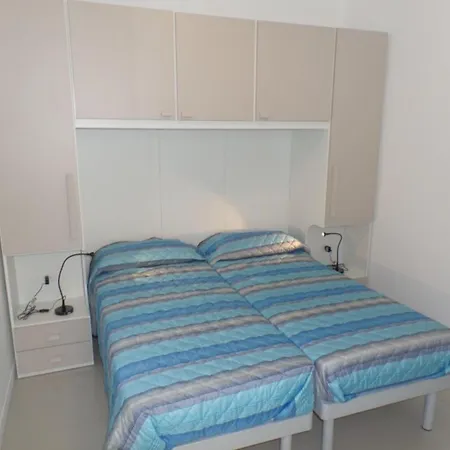 Bright With Private Terraces Appartement